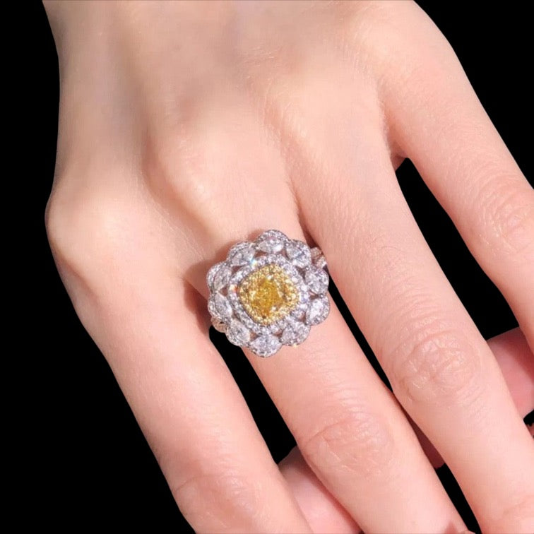 ZUPSTYLE Cushion Cut Fancy Yellow Diamond Quadruple Halo Diamonds Ring in 18K White Gold Certified