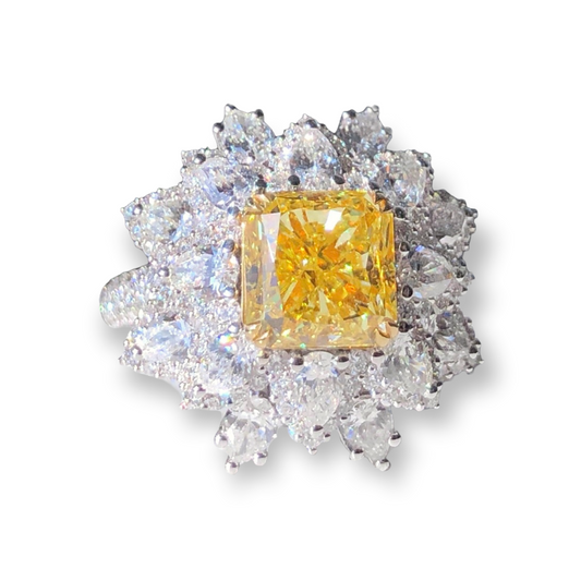 ZUPSTYLE Fancy Intense Yellow Diamond Halo Spiked White Diamond in 18K White Gold Ring GIA Certified