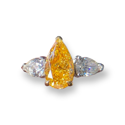 ZUPSTYLE Brilliant Pear Fancy Deep Yellow Diamond Ring in 18K White Gold GIA Certified